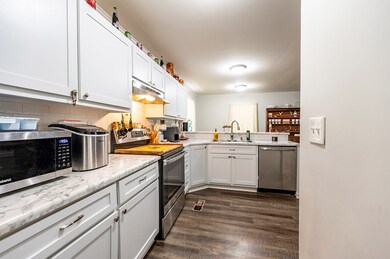 2608 Fleming Rd, Albany, GA 31705 - photo 5