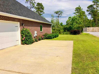 8841 Salt Grass Dr, Pensacola, FL 32526 - photo 4