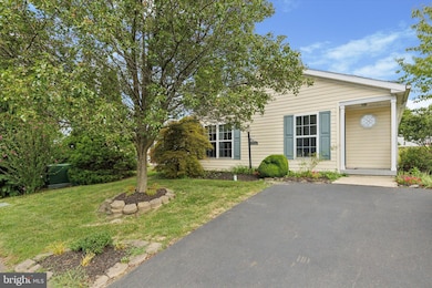 2022 Longwood Place unit 2022, North Wales, PA 19454 - photo 2