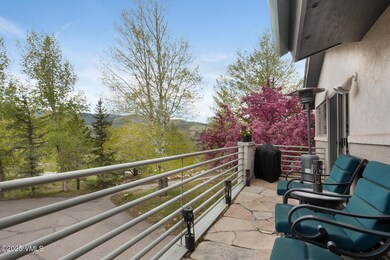 21 Hackamore Rd W MLS-27