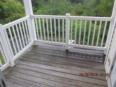 Spicket Commons unit 413, Methuen, MA 01844 - photo 2