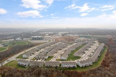 7345 Grand Slam St, Parkville, MO 64152 - photo 4