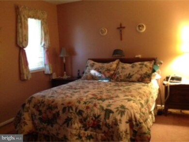 692 Inverness Dr, West Chester, PA 19380 - photo 7