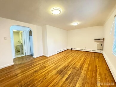 254 S Plainfield Ave unit 2ndFl, South Plainfield, NJ 07080 - photo 6