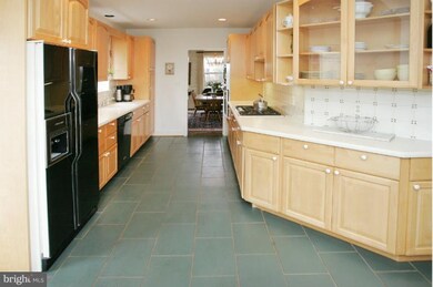 3552 Brandywine St NW, Washington, DC 20008 - photo 6