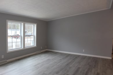 6 Laura Ln, Seabrook, NH 03874 - photo 4