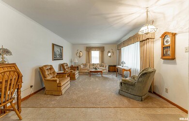 210 Campus View Dr, Lincoln, IL 62656 - photo 3