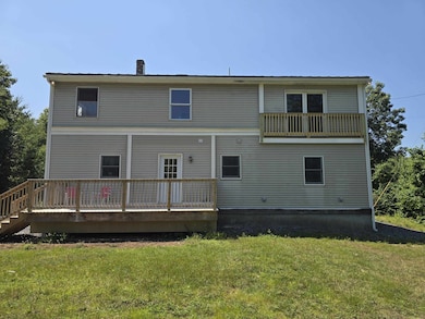564 Main St, Fremont, NH 03044 - photo 4