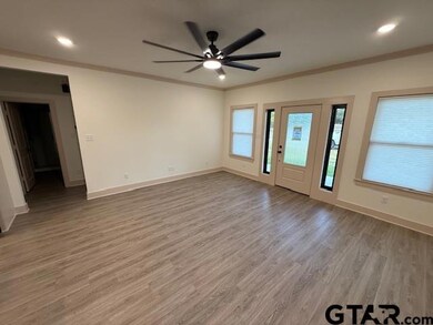 211 Mary St, Frankston, TX 75763 - photo 2