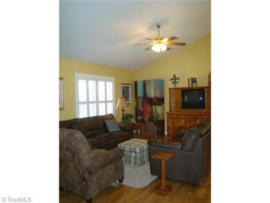 578 Graceland Dr, Asheboro, NC 27205 - photo 3