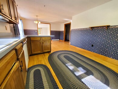 169 Cross Ave, Saint Johnsbury, VT 05819 - photo 4