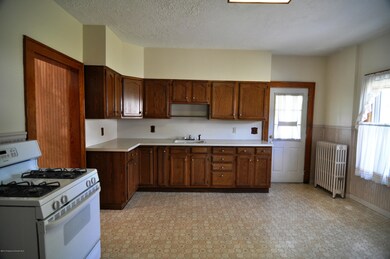 508 S Valley Ave, Olyphant, PA 18447 - photo 7