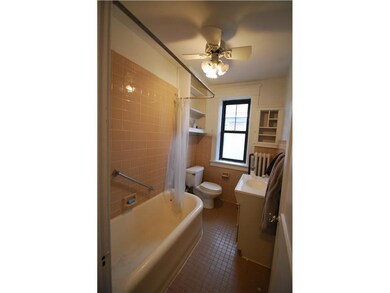 Full Bath.