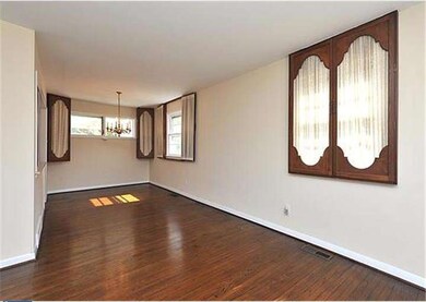 404 Portland Dr, Broomall, PA 19008 - photo 5