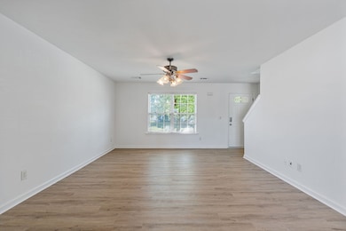 221 Quiet Ln, La Vergne, TN 37086 - photo 5