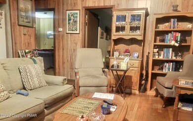 1069 Wild Turkey Ln, Bushkill, PA 18324 - photo 7