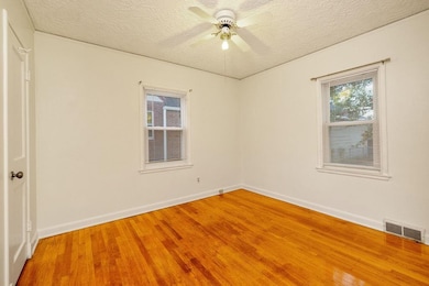 1230 57th Place, Des Moines, IA 50311 - photo 6