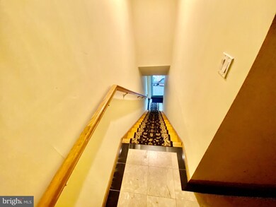 906 Cherry St unit 3FL, Philadelphia, PA 19107 - photo 2