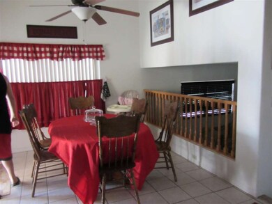 Eat In Kitchen