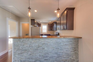 8628 Kleinman Rd, Highland, IN 46322 - photo 6