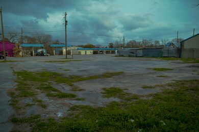 8315 Jensen Dr, Houston, TX 77093 - photo 2