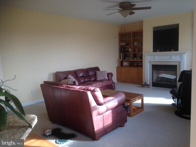 813 Shannon Dr N, Greencastle, PA 17225 - photo 7