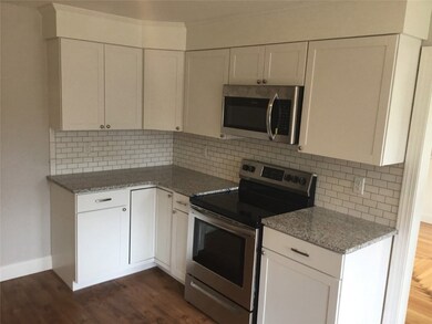 686 Commonwealth Ave, Warwick, RI 02886 - photo 4