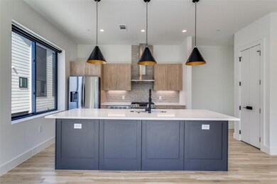 5609 Live Oak St unit 101, Dallas, TX 75206 - photo 3