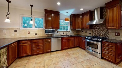 22 Clover Hill Cir, Egg Harbor Township, NJ 08234 - photo 6