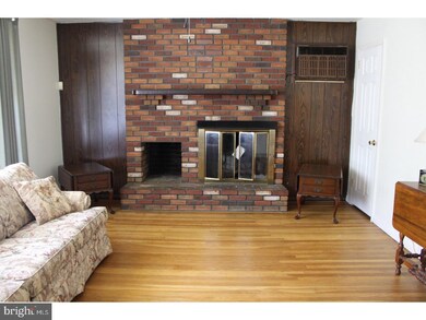 2 Merkling St, Swedesboro, NJ 08085 - photo 2
