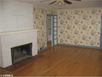 Living Room - LIVING ROOM/FAMILY ROOM