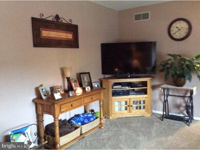 23 S Chestnut Ct, Perkasie, PA 18944 - photo 5