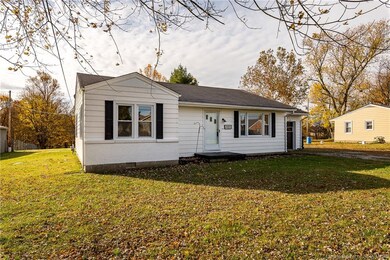 4189 Brush College Rd, Floyds Knobs, IN 47119 - photo 2