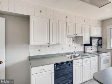 1805 Trenleigh Rd, Parkville, MD 21234 - photo 5