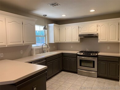 unlisted-address, Jenks, OK 74037 - photo 5