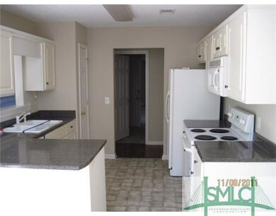 Kitchen. YOU LL LOVE GETTING MEALS  IN THE FULLY E