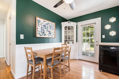 1037 Lockridge Dr NE, Grand Rapids, MI 49505 - photo 5