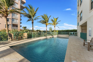 48-web-or-mls-1795-n-hwy-a1a-402