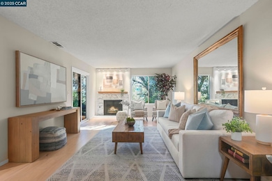 1566 Ashwood Dr, Martinez, CA 94553 - photo 5