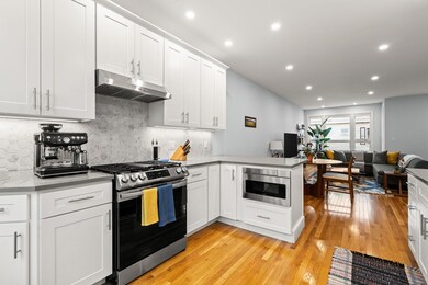 10 Grimes St, Boston, MA 02127 - photo 5
