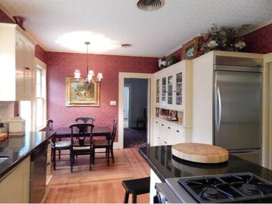 132 S Sanders St, Nacogdoches, TX 75964 - photo 4