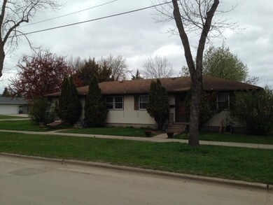 1216 S 15th St, Grand Forks, ND 58201 - photo 5