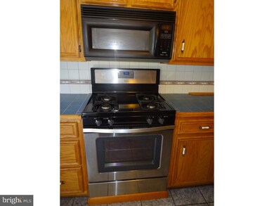 1546 Creekside Rd, Whitehall, PA 18052 - photo 5