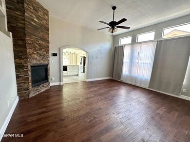 14016 Highweed Dr, El Paso, TX 79928 - photo 5