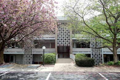 7527 Spring Lake Dr unit B-1, Bethesda, MD 20817 - photo 3