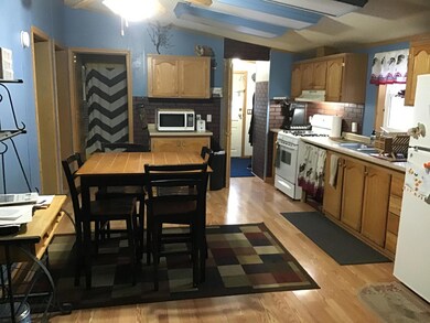 Kitchen-Dining Area