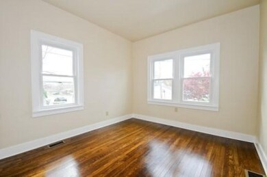 8835 Parrish Ave, Highland, IN 46322 - photo 6