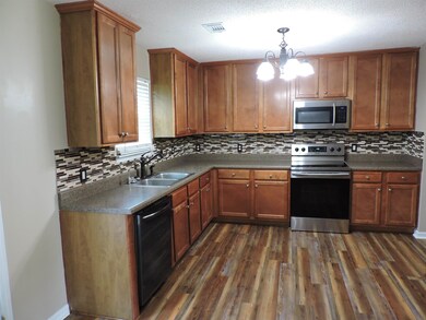 125 Faybrook Dr, Byron, GA 31008 - photo 5