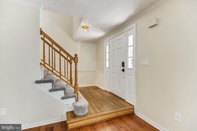 13845 Springstone Dr, Clifton, VA 20124 - photo 3