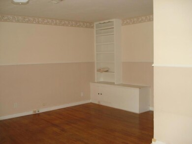 3210 10th St, Bay City, TX 77414 - photo 2